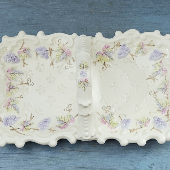 Vintage Ornate Embossed Grapes Divided Tray with Handle Japan - Picture 8 of 9